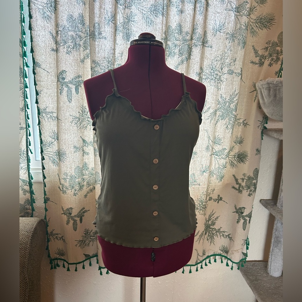 Green Tank Top w/ Buttons and Scalloped Edges